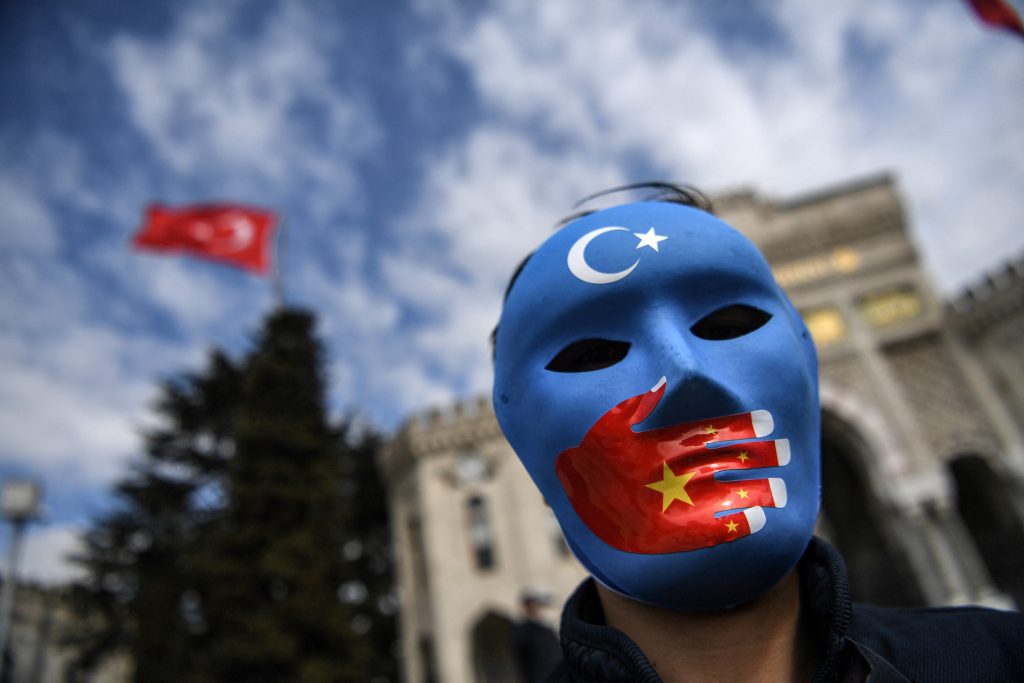 PEKİN 2022’YE BOYKOT ÇAĞRISI