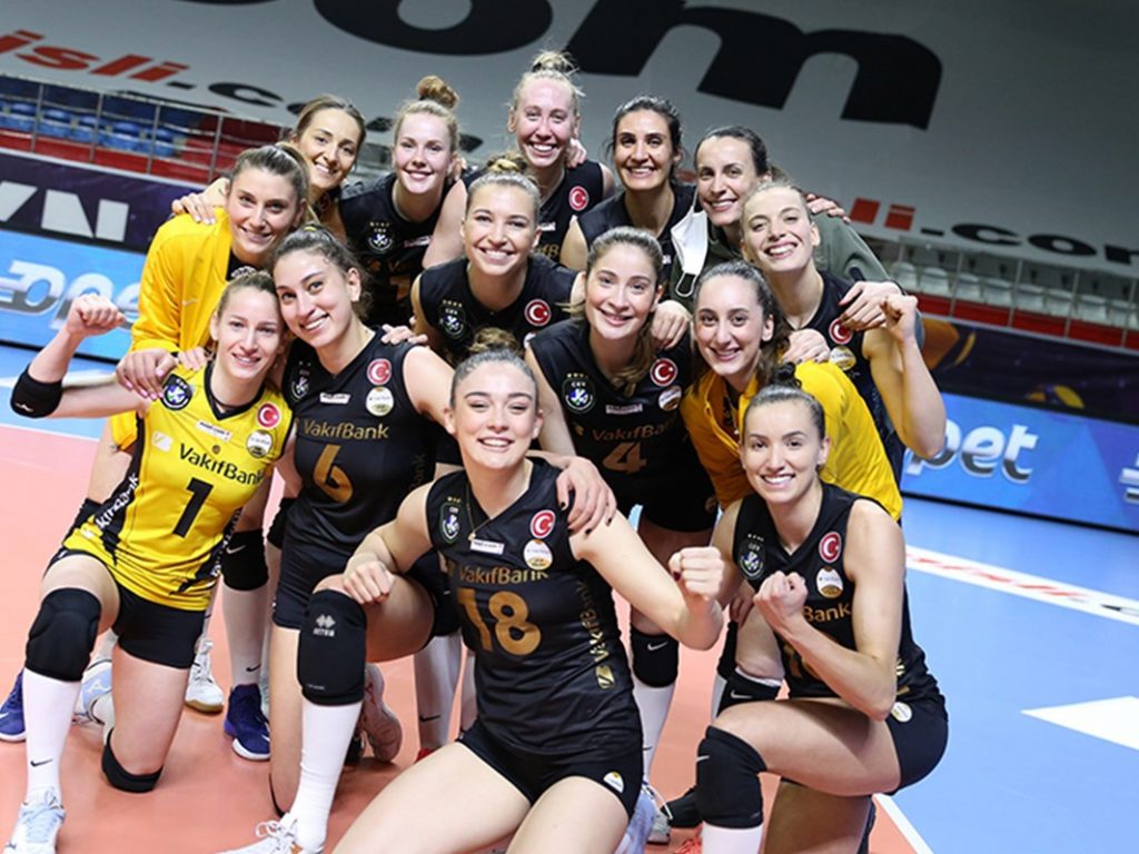 VakıfBank’TAN GÜMÜŞ MADALYA