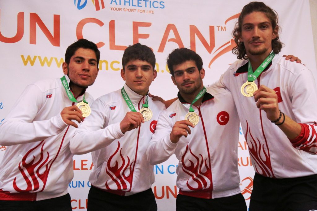 BALKANLARDAN 19 MADALYA TOPLADIK