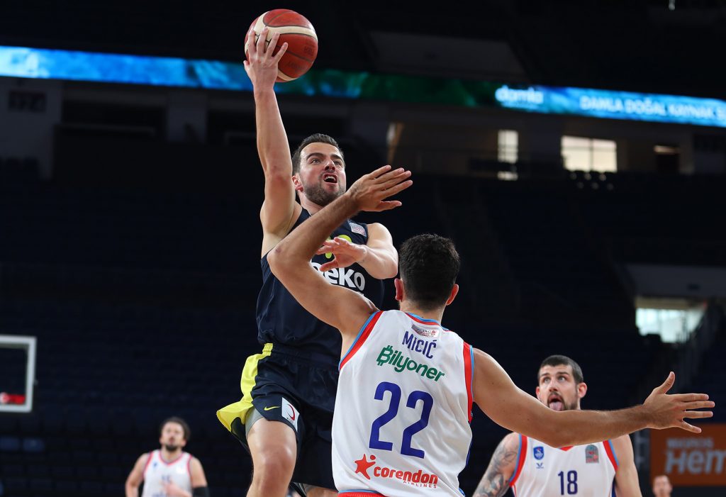 OLAYLI MAÇ ANADOLU EFES’İN