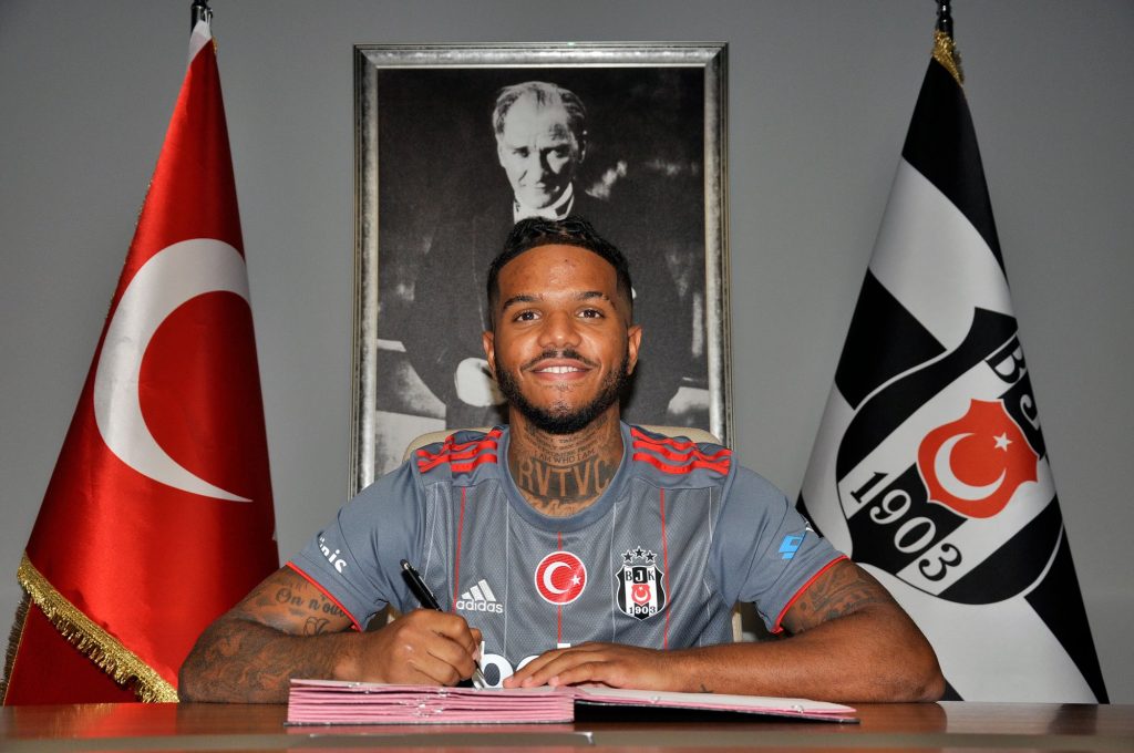 VALENTIN ROSIER SÖZLEŞME İMZALADI