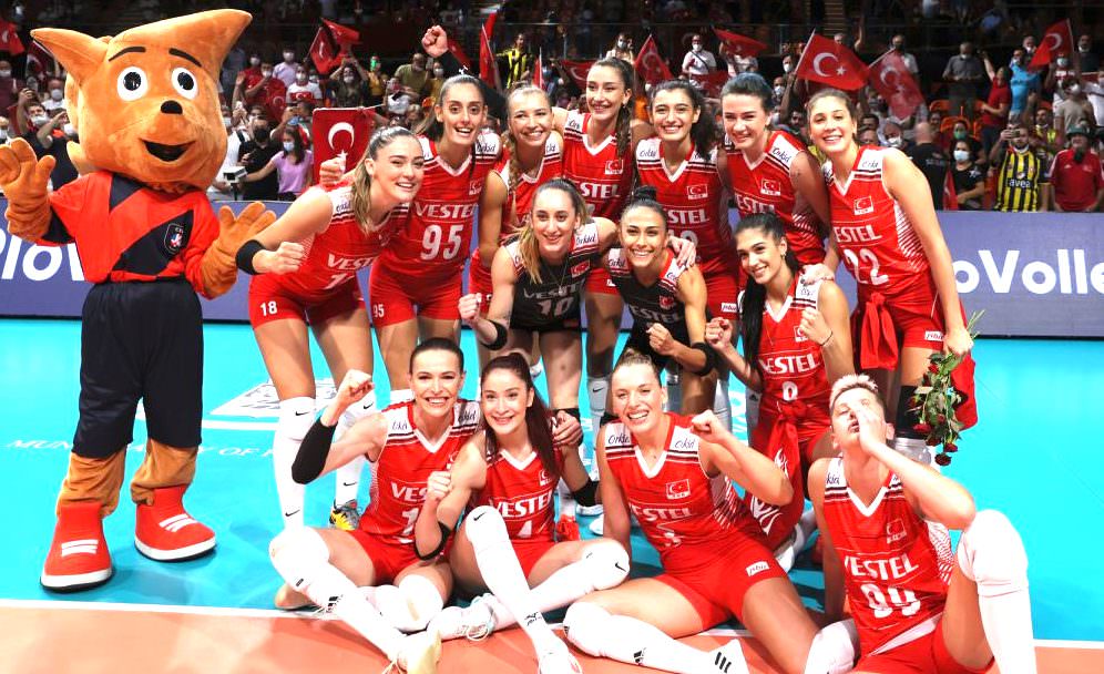 SULTANLAR ZİRVEYE YAKIN