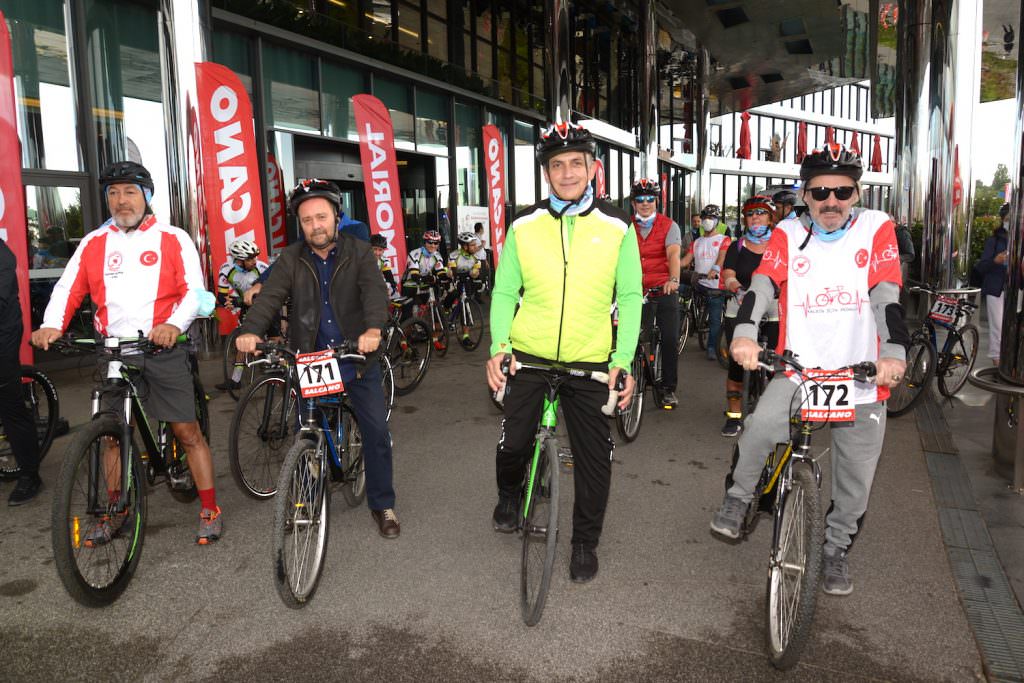 PEDALLAR KALP SAĞLIĞI İÇİN ÇEVRİLDİ