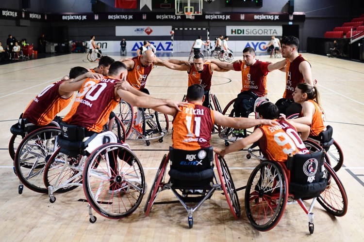 ENGELSİZ DERBİNİN GALİBİ ASLAN