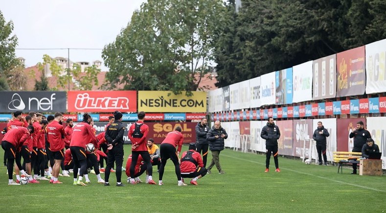 DERSİMİZ FENERBAHÇE!