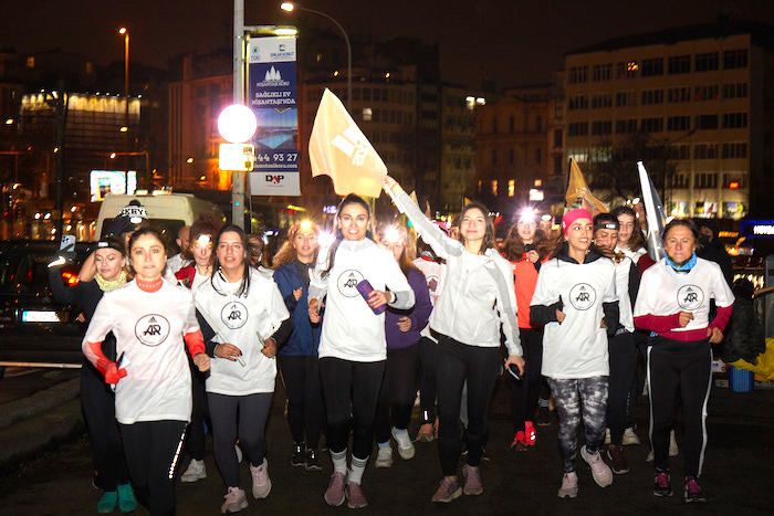ADİDAS’TAN DÜNYA KADINLAR GÜNÜ’NE ÖZEL GECE KOŞUSU