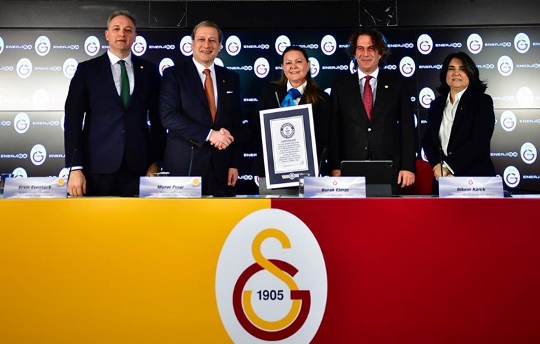 GALATASARAY’DAN DÜNYA REKORU!