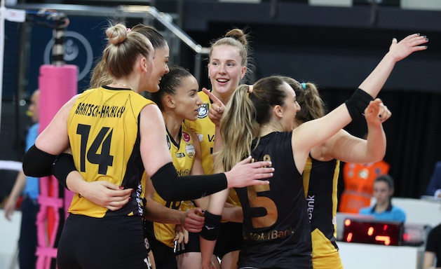 FENERBAHÇE OPET FİNALDE