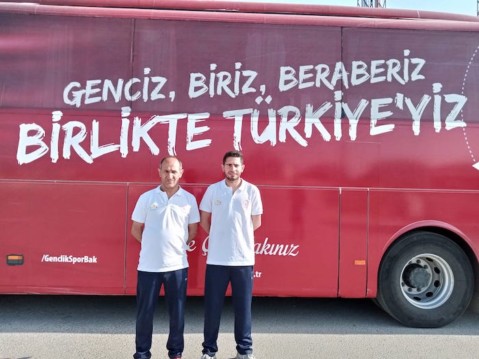 Anadolu Yıldızları’nda baba oğulun başarısı