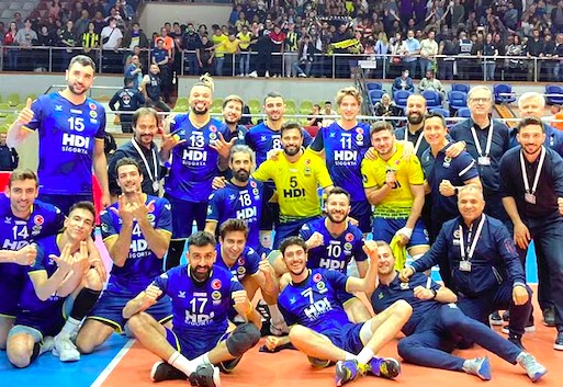 Fenerbahçe HDI Sigorta Efeler Ligi üçüncüsü