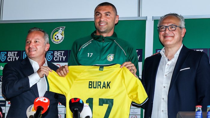 “ZOR GÜNLERDEN ŞENOL GÜNEŞ’LE ÇIKTIM”