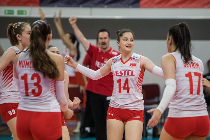 U17 Kız Voleybol Milli Takımımız üst üste 2. kez Avrupa ikincisi