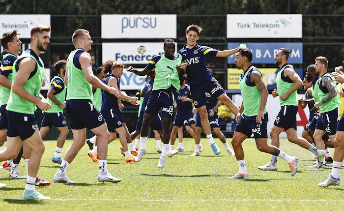 FENERBAHÇE’NİN YOLU AÇIK!