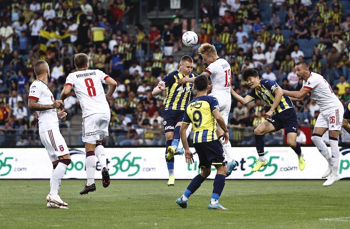 FENERBAHÇE 3-0 MOL FEHERVAR