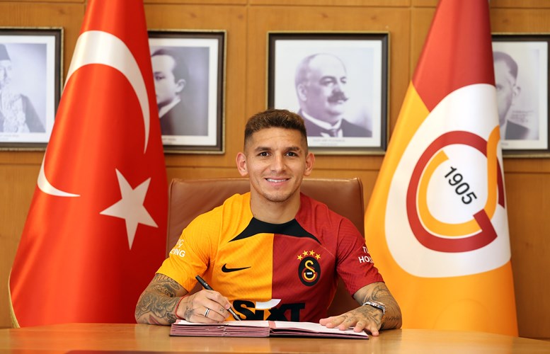 “ÜZERİMDE GİYDİĞİM FORMADAN GURUR DUYUYORUM”