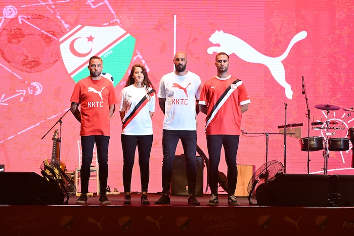 Puma’nın tasarladığı KKTC Milli Futbol Takımı formaları tanıtıldı