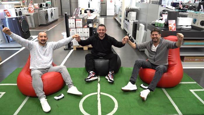 <strong>MediaMarkt efsane futbolcuların düellosuna ev sahipliği yaptı</strong>