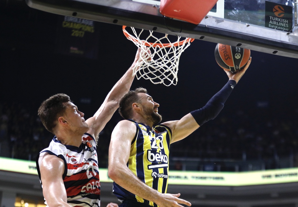 FENERBAHÇE BEKO EVİNDE MAĞLUP