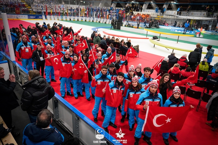 Avrupa Gençlik Olimpik Kış Festivali kapanış töreni ile sona erdi