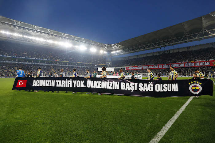Fenerbahçe’den depremzedeler yararına hazırlık maçı