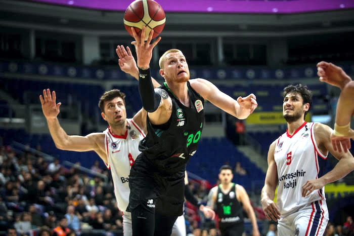 DARÜŞŞAFAKA LASSA UZATMADA KAZANDI: 84-79