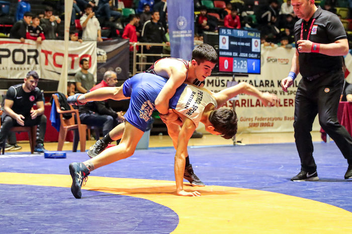 Yaşar Doğu U17 Serbest Güreş Türkiye Şampiyonası’nda 2. gün tamamlandı