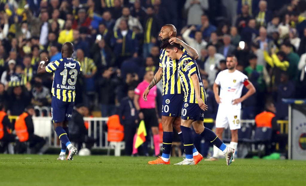 FENERBAHÇE FIRSAT TEPTİ: 3-3