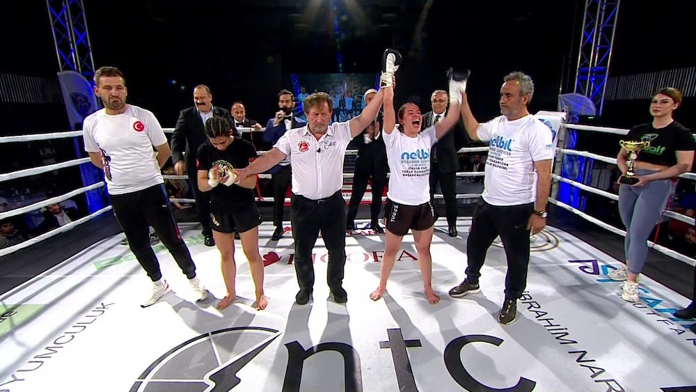 AKIN FIGHT ARENA MUHTEŞEM MAÇLARLA BÜYÜLEDİ