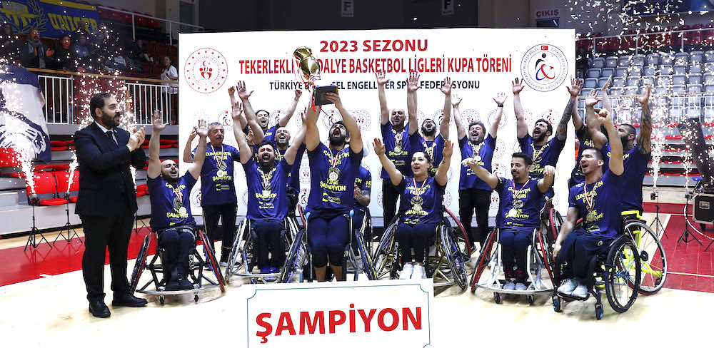 FENERBAHÇE GÖKSEL ÇELİK ŞAMPİYON