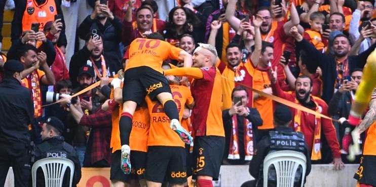 ŞAMPİYONLUĞA BİR ADIM KALDI!