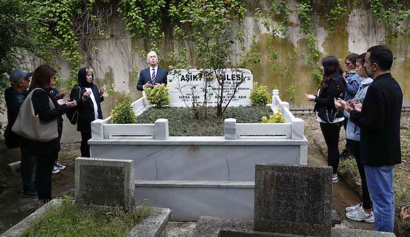 Metin Aşık Kabri Başında Anıldı