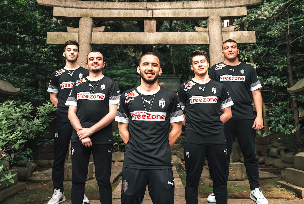 FUT Esports yerini garantiledi