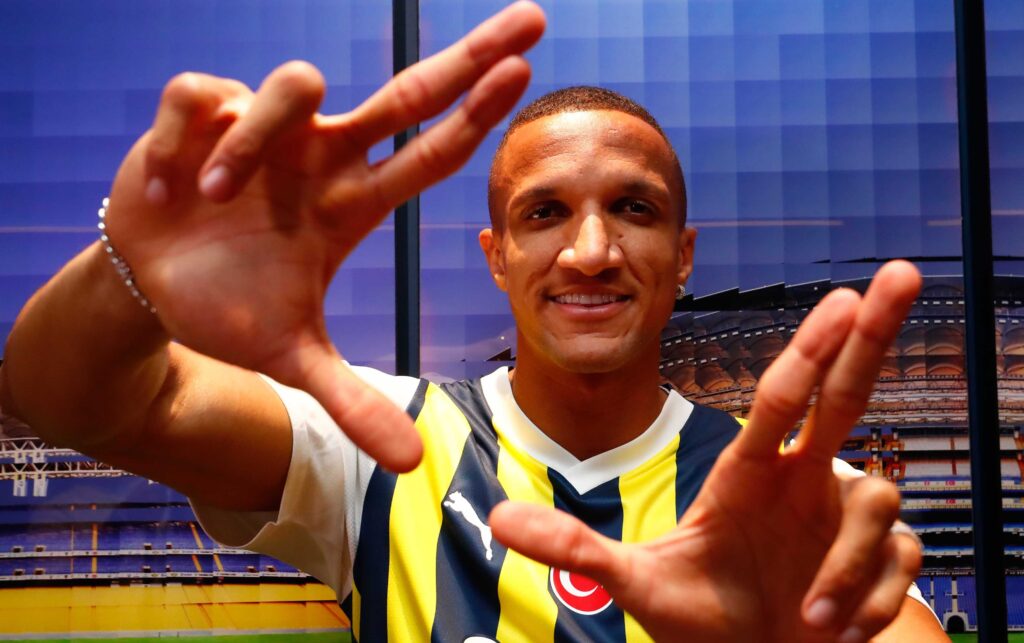 F.BAHÇE’DE BECAO DA KADRO DIŞI