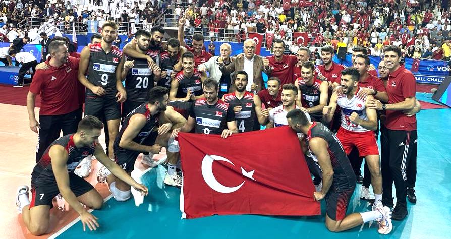 FIVB CHALLENGER ŞAMPİYONU TÜRKİYE