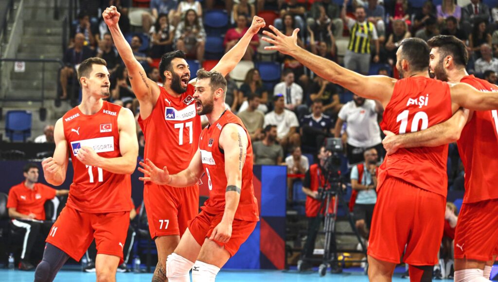 EFELER GRUPTAN ÇIKMAYI BAŞARDI!