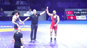 FEYZULLAH AKTÜRK’TEN BRONZ MADALYA
