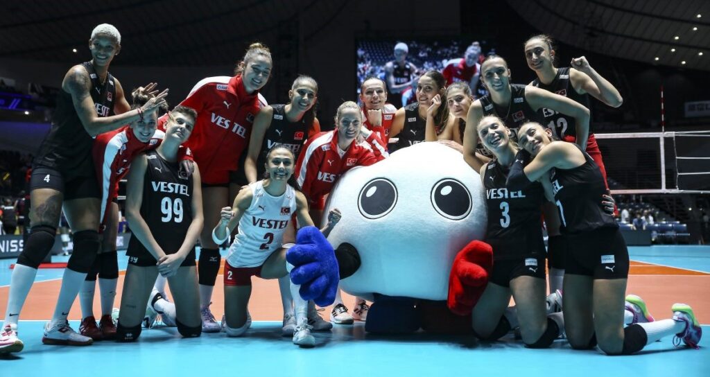 FİLENİN SULTANLARI ÜÇTE ÜÇ YAPTI!