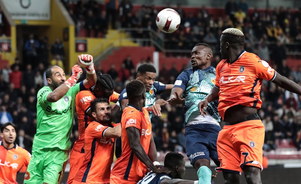 KAYSERİSPOR 0 – 0 BAŞAKŞEHİR