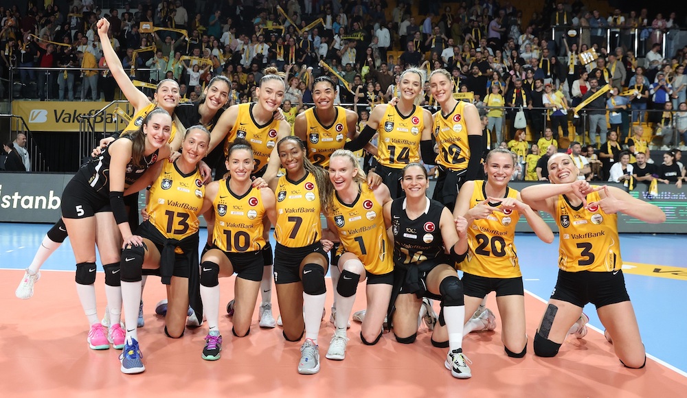 VAKIFBANK KAZANARAK BAŞLADI