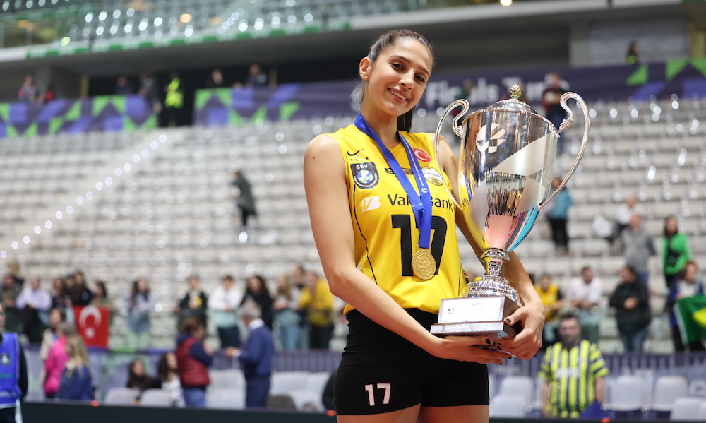 Derya Cebecioğlu Yuvasına Döndü