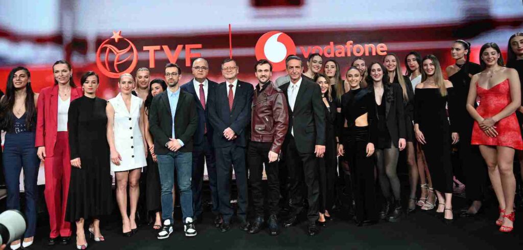 SULTANLAR LİGİ’NİN  40. YILI KUTLANDI