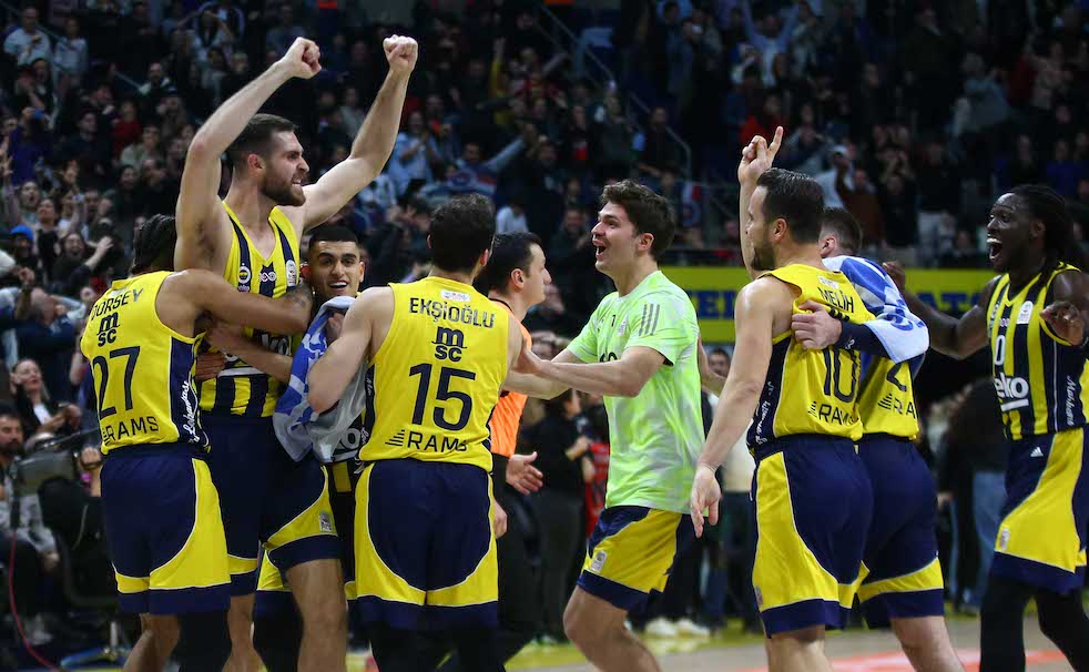 PAPAGIANNIS BÖYLE İSTEDİ : 110-105