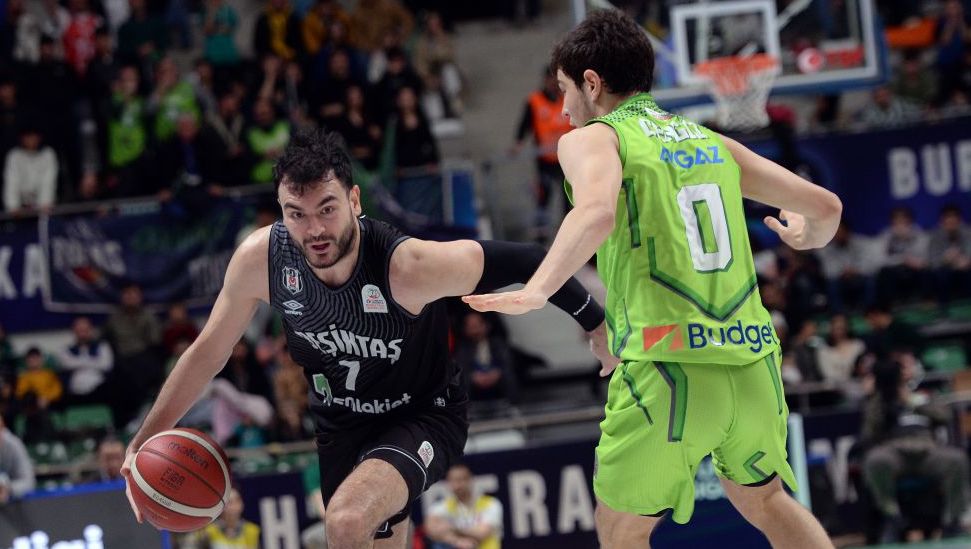 BEŞİKTAŞ EMLAKJET BURSA’DA KAZANDI