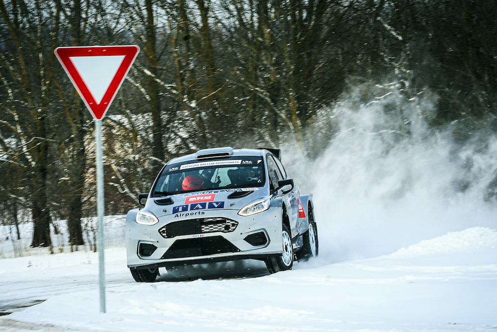 Ralli Sezonu Kristal Karlar Diyarında Açılıyor