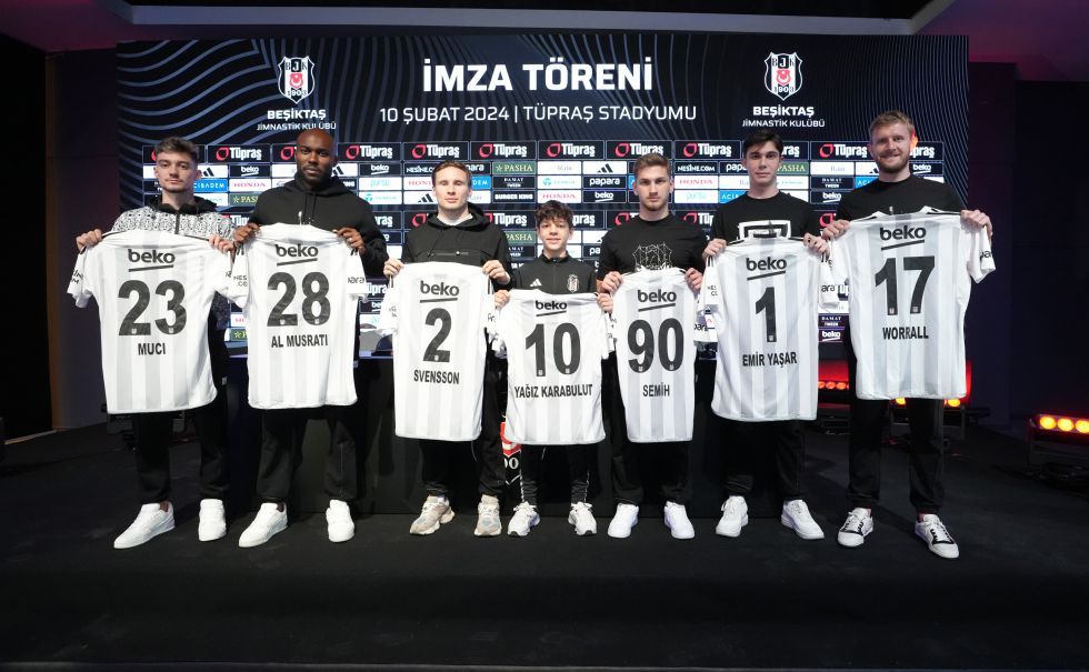 BEŞİKTAŞ’TAN İMZA ŞOV