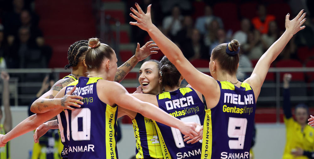 FENERBAHÇE OPET YARI FİNALE YÜKSELDİ