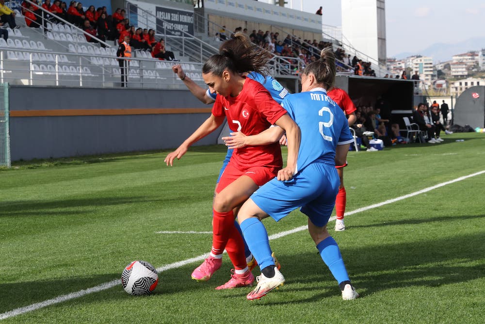Kadın A Milli Takımımız, Yunanistan’a 2-1 Mağlup Oldu