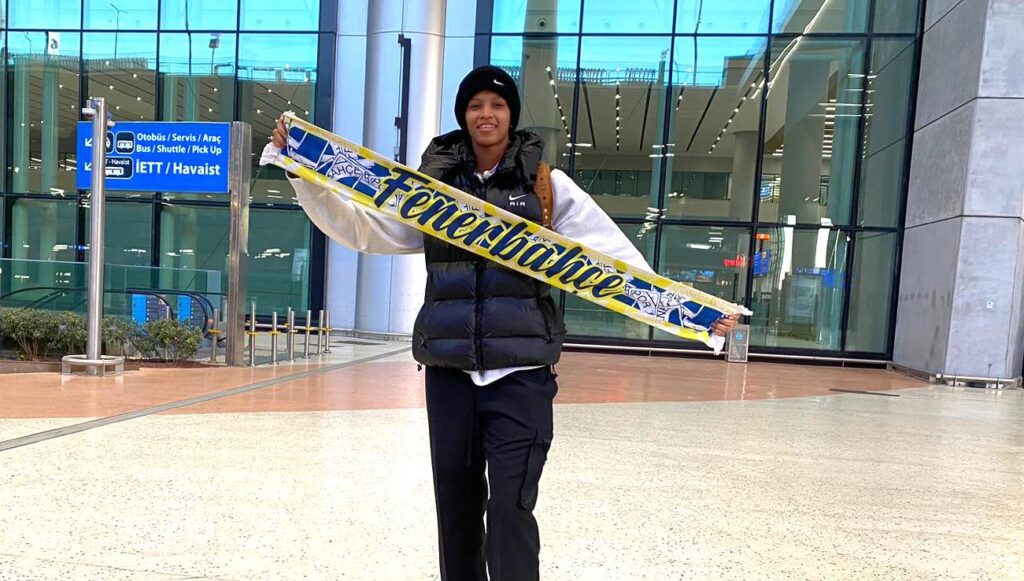 MELİSSA VARGAS FENERBAHÇE’YE DÖNDÜ