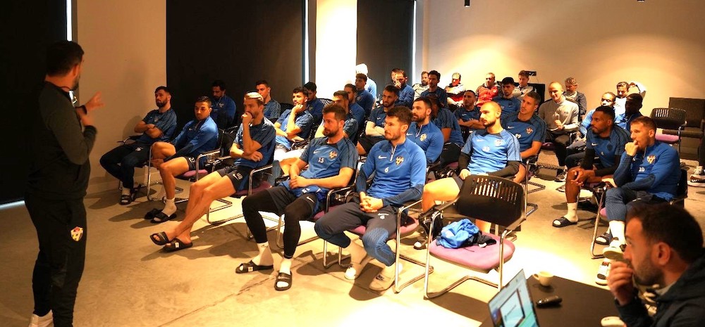 UEFA BİRLEŞİK EĞİTİM PROGRAMI SÜRÜYOR
