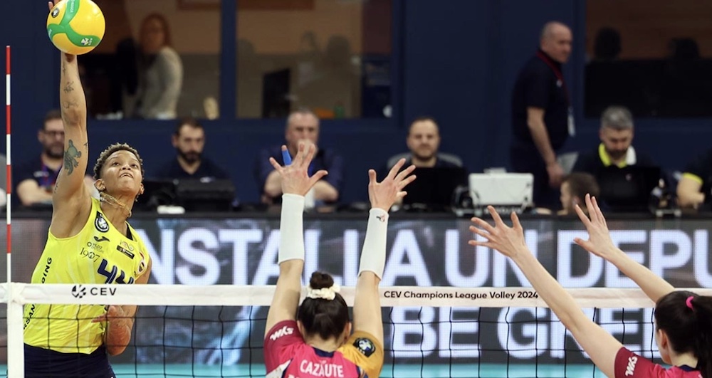 FENERBAHÇE İSTEDİĞİNİ ALAMADI! 3-0